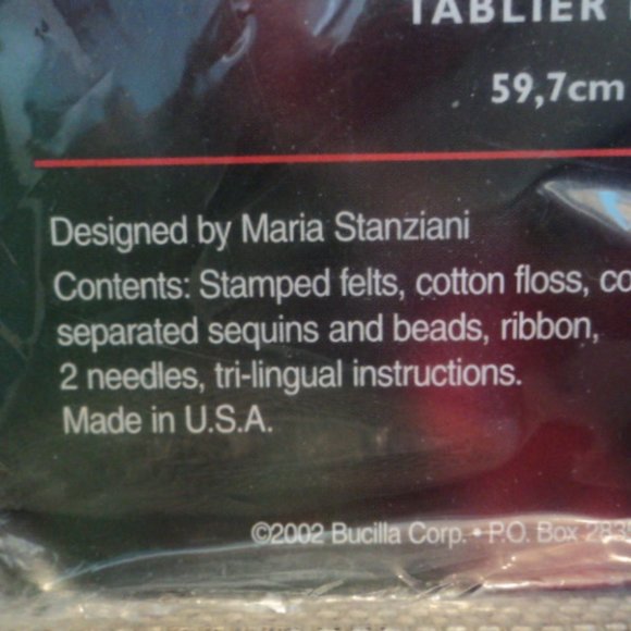 Bucilla "Santa's Helper Apron" felt craft kit - Picture 4 of 5